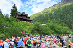 Ruch wakacyjny w Tatrach coraz większy. Hotele szykują się na turystyczne oblężenie