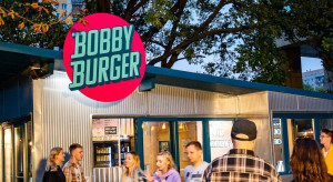 Sieć Bobby Burger podsumowuje 2022 rok i przedstawia plany na obecny