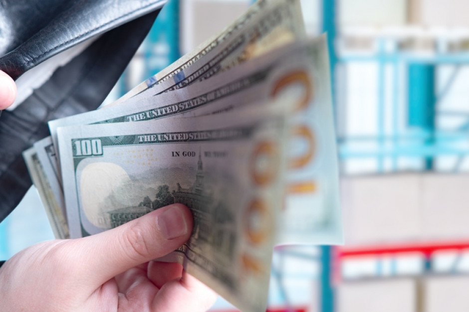 Ministerstwo Finansów pracuje nad prawnym rozwiązaniem kwestii kredytów hipotecznych w CHF. Fot. Shutterstock