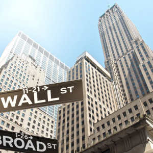 Wall Street niewiele, ale w górę