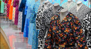 Luksusowe płaszcze z sowieckich koców trafią na wystawę obok Louis Vuitton czy Chanel