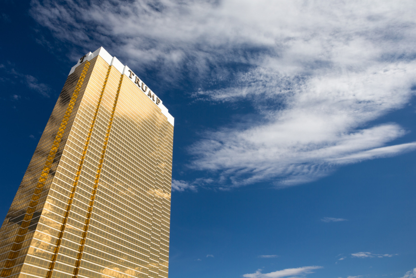 189-metrowy Trump International Hotel w Las Vegas powstał na podstawie projektu pracowni Bergman, Walls & Associates. Obiekt cieszył się taką popularnością, że w planach było nawet... postawienie obok bliźniaczej wieży, fot. shutterstock