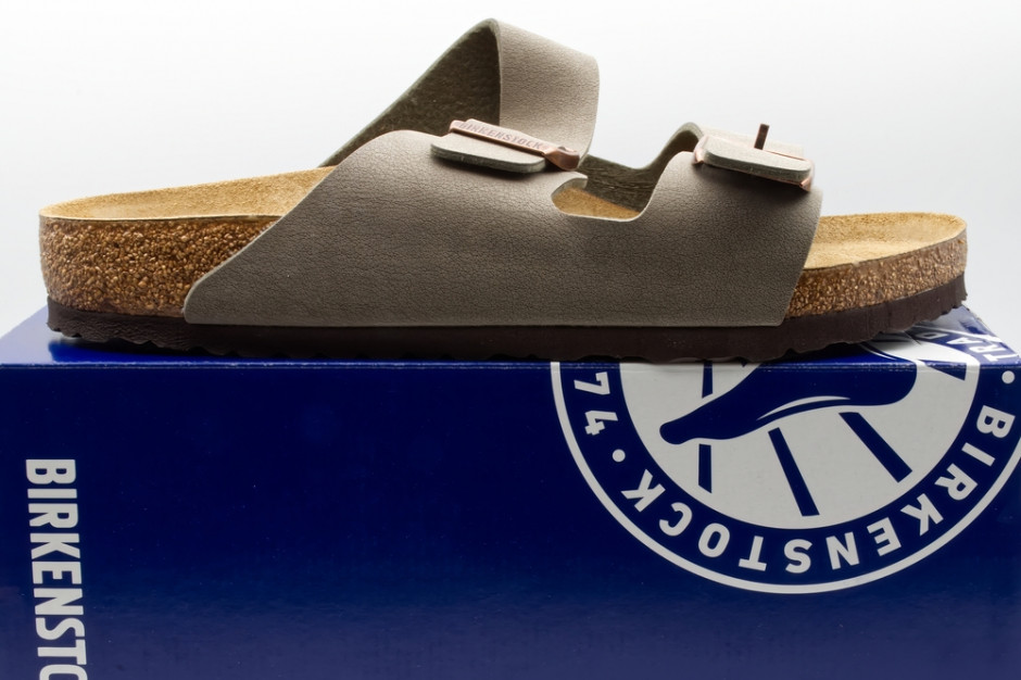 Fabryka butów popularnej niemieckiej marki Birkenstock powstaje w niemieckim Pasewalku, 30 kilometrów od polskiej granicy. Fot. Shutterstock, Claudio Caridi