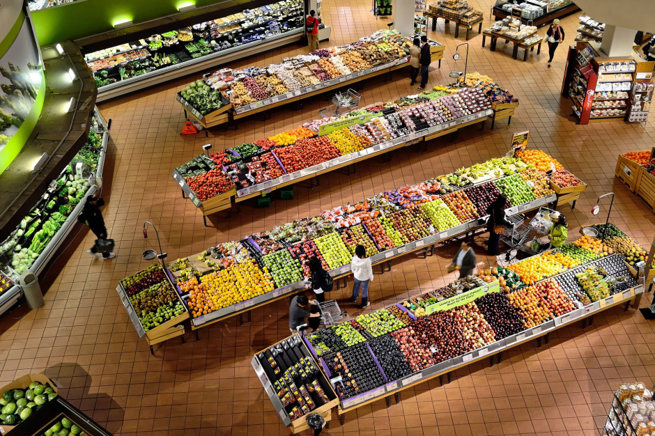 Sprzedaż w supermarketach mdm sprzedaż spadła o 4,9 proc. / Fot. Shutterstock