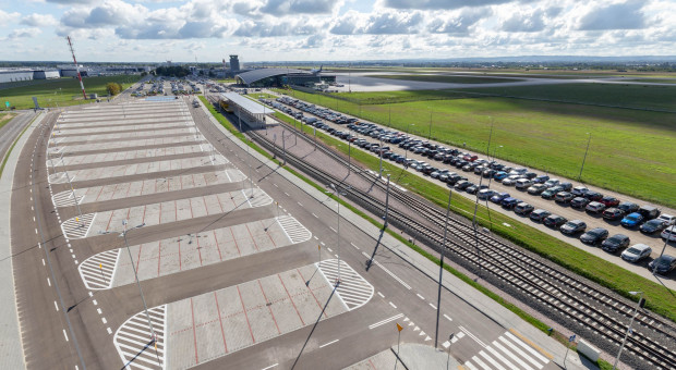 Otwarto nowy parking przy lotnisku w Jasionce