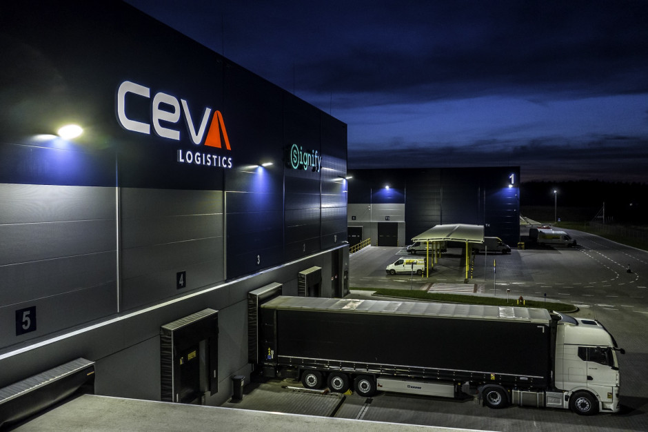 Signify przenosi oświetlenie magazynowe i biurowe na nowy poziom w ...