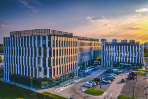 Giganci zostają, nowi wchodzą. DL Invest Group mocno się trzyma