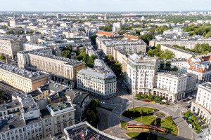 Wielka transakcja w centrum Warszawy. Biura mogą ustąpić mieszkaniom