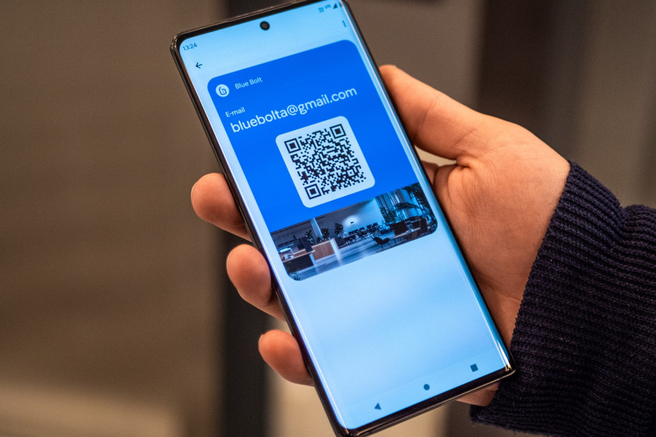 Użytkownik powinien mieć spójne doświadczenie. Rezerwuje pobyt, otrzymuje jeden sposób dostępu, np. kod QR lub aplikację. Fot. Materiały prasowe / Blue Bolt
