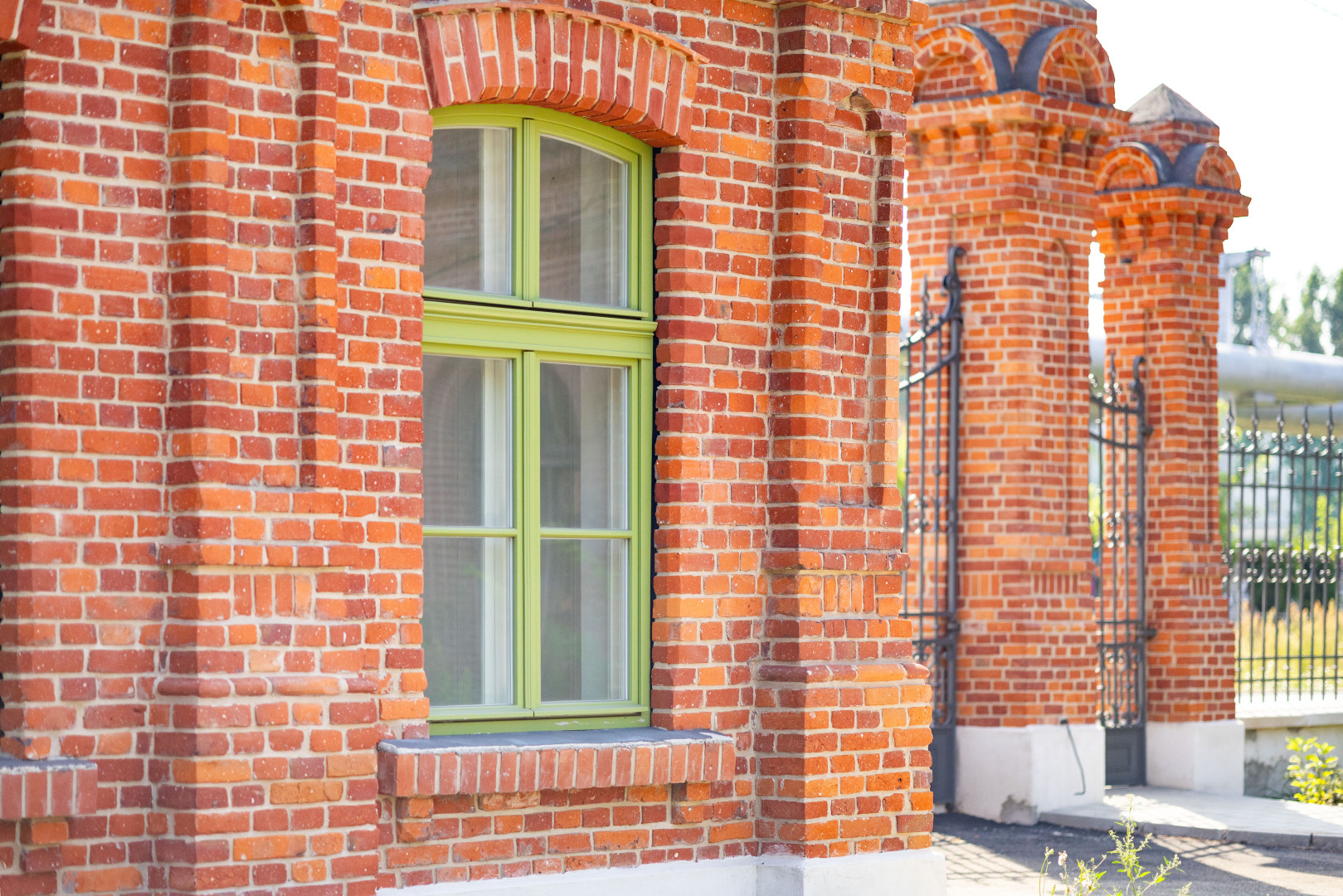 Jednym z największych wyzwań jest prowadzenie prac w sąsiedztwie historycznej zabudowy. Fot. Materiały prasowe / Linesa Investments